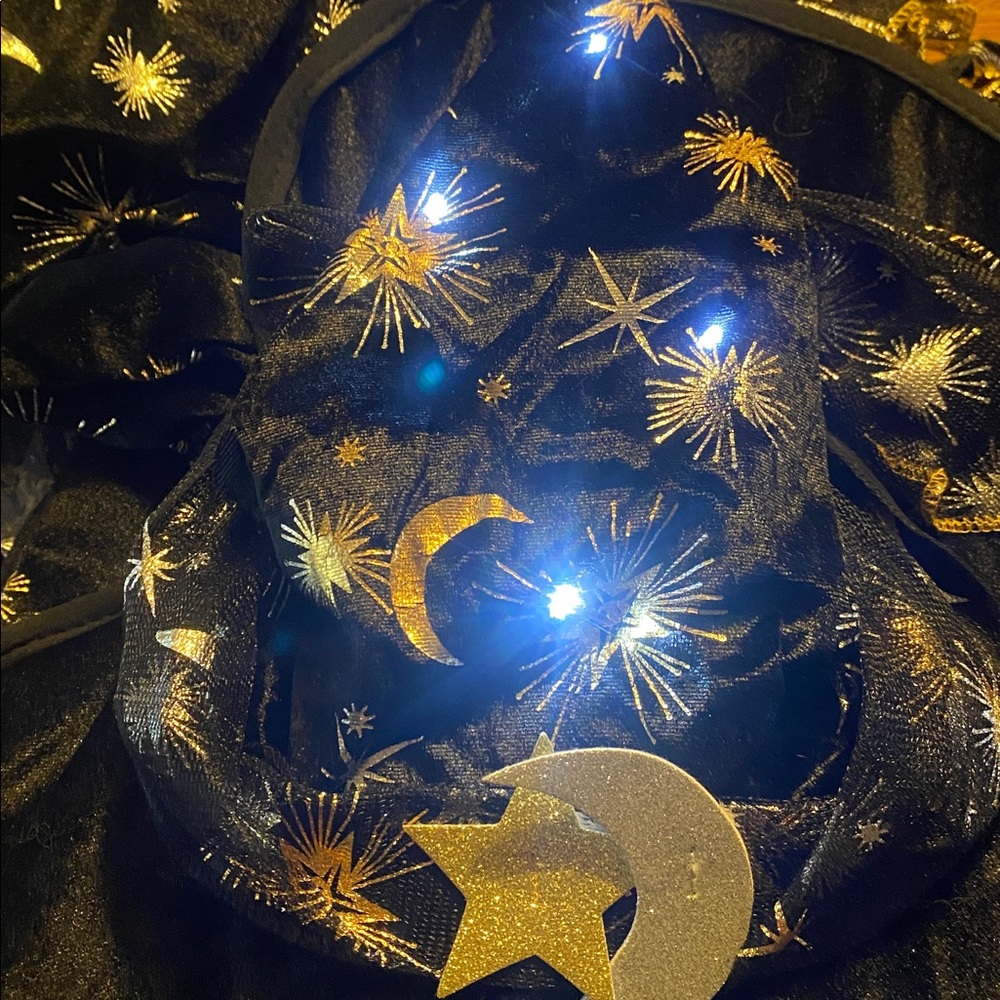 Light up Witch costume Black and Gold Celestial Print Fabric - Picture 5 of 8
